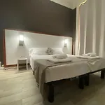 Bogart 2* Милан