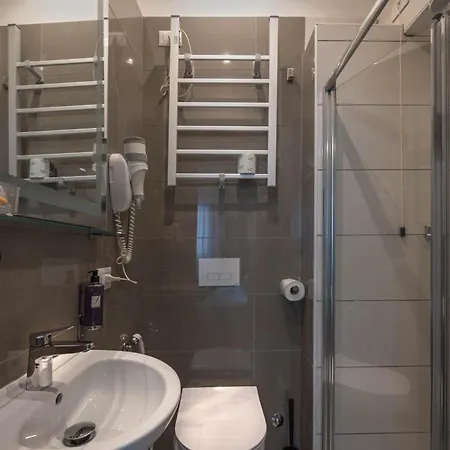 Ξενοδοχείο Bogart 2*