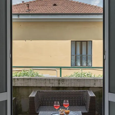 Ξενοδοχείο Bogart 2*