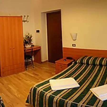 Bogart 2* Μιλάνο