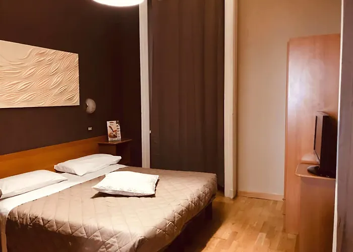 Bogart Hotell 2*