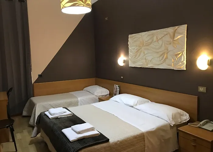 Bogart Hotell 2*