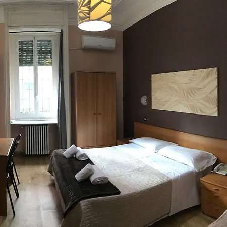 Bogart Hotel 2*